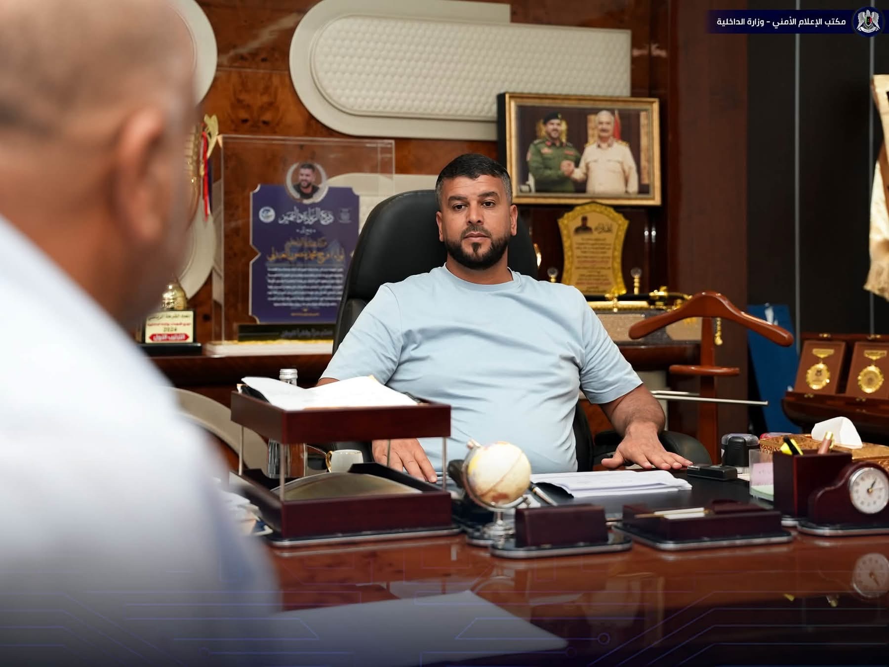 وكيل وزارة الداخلية فرج اقعيم يبحث مع نائب مدير عام شركة ليبيا نفط بالمنطقة الشرقية جهود تأمين إمدادات الوقود