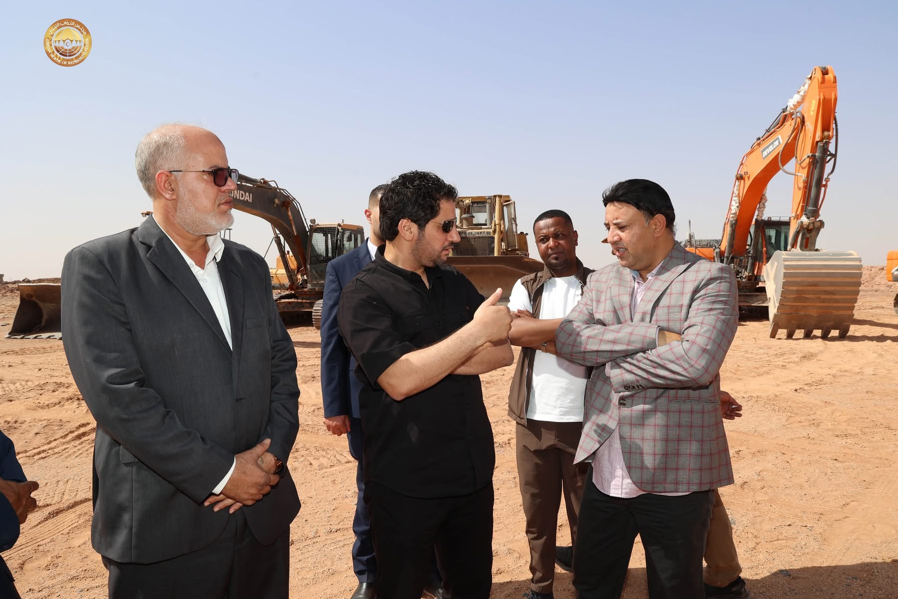 النائب الثاني لرئيس مجلس النواب مصباح دومة يتابع سير العمل ونسب إنجاز المشاريع في سبها