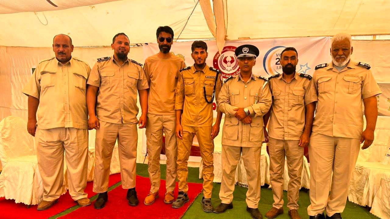 بدعم من القيادة العامة..هيئة السلامة الوطنية فرع الجبل الأخضر تتسلم 8 سيارات إطفاء وسيارتين خدميتين