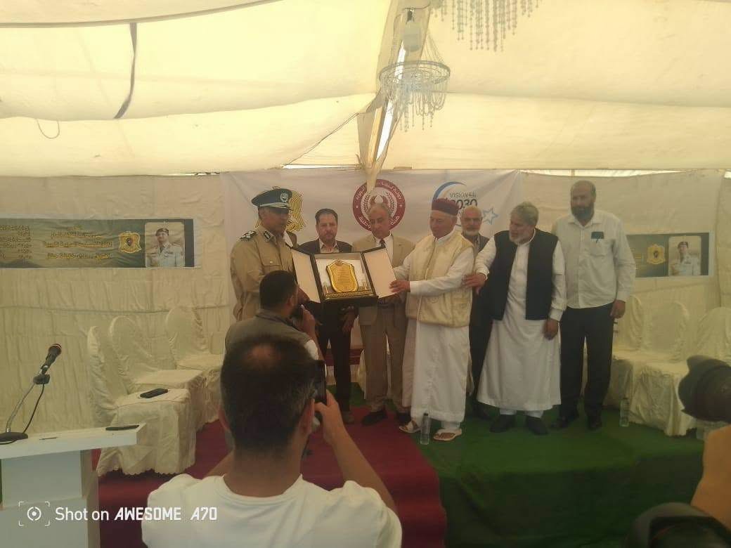 بدعم من القيادة العامة..هيئة السلامة الوطنية فرع الجبل الأخضر تتسلم 8 سيارات إطفاء وسيارتين خدميتين