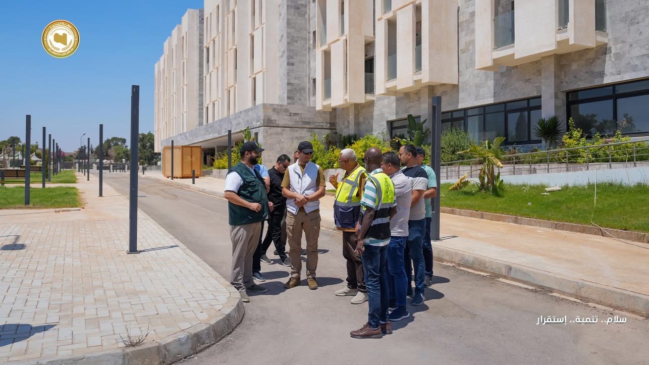 مدير عام صندوق التنمية وإعادة إعمار ليبيا يتابع المراحل النهائية لمشروع صيانة وتطوير مستشفى المرج التعليمي