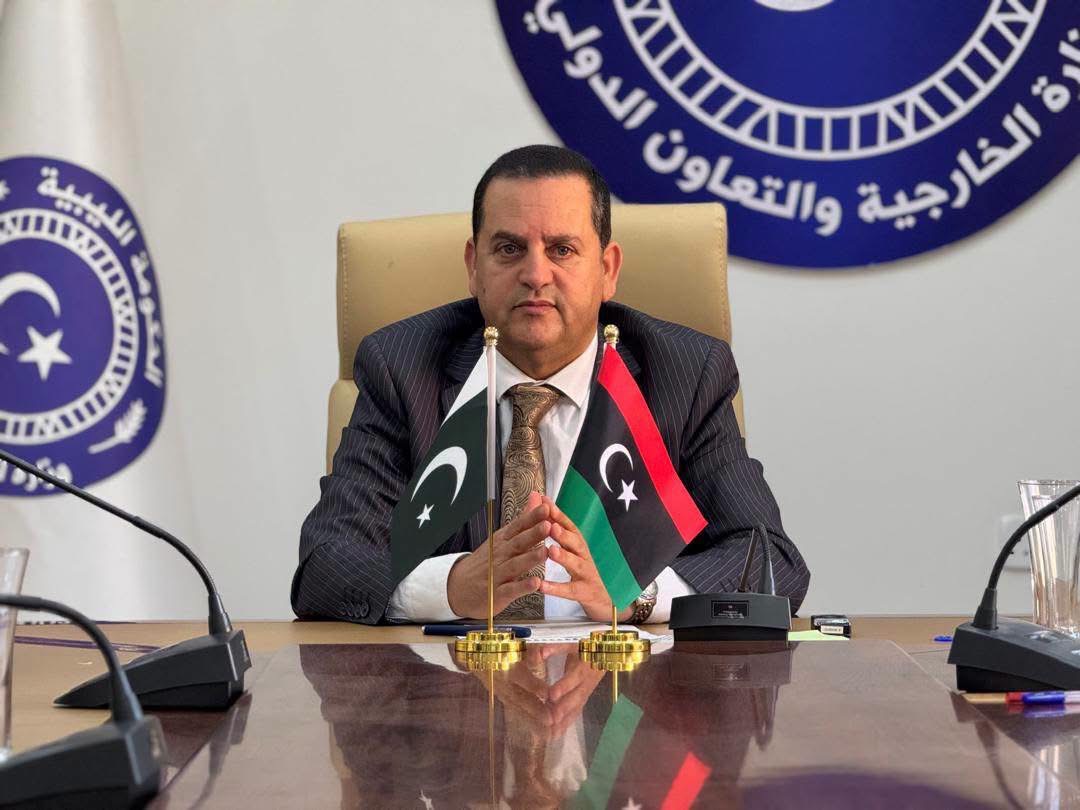 وزير الخارجية بالحكومة الليبية يبحث مع وفد باكستاني ترتيبات افتتاح القنصلية العامة في بنغازي