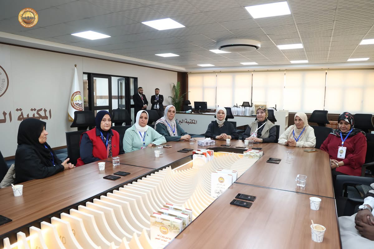وفد من التفتيش والتوجيه التربوي ببنغازي يزور المكتبة البرلمانية