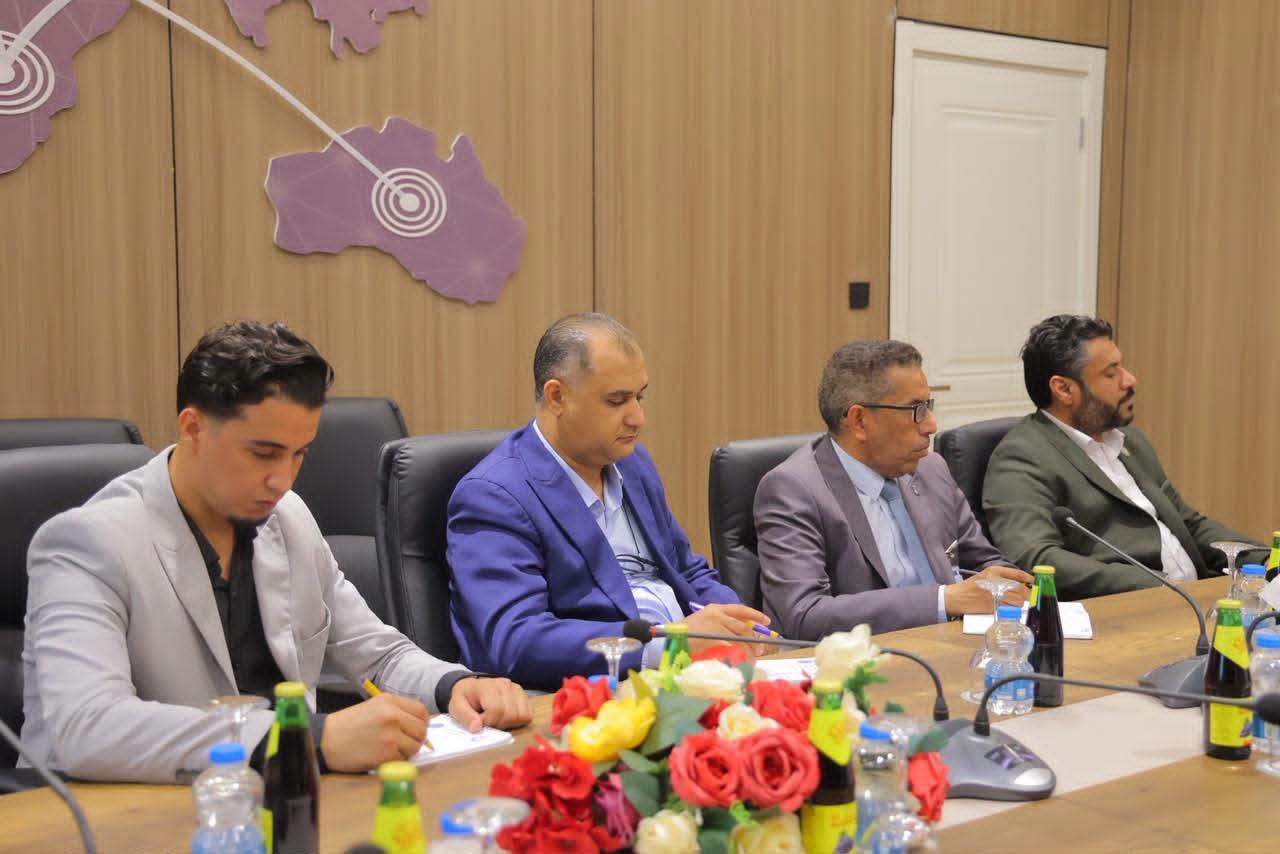 نائب رئيس لجنة الشباب البرلمانيه يبحث مع وزير العمل ترتيبات النهائية للمؤتمر الوطني لتحديث قانون علاقات العمل