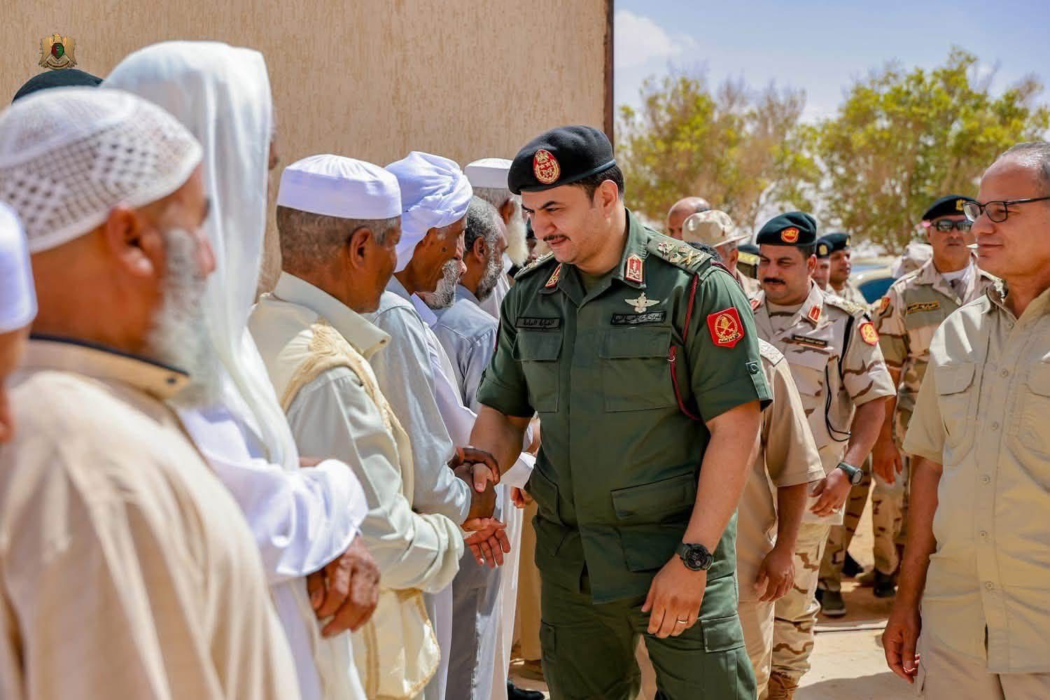 نائب القائد العام للقوات المسلحة  الفريق أول ركن صدام حفتر يؤكد أولوية تنمية الجنوب واستكمال مشاريع الإعمار