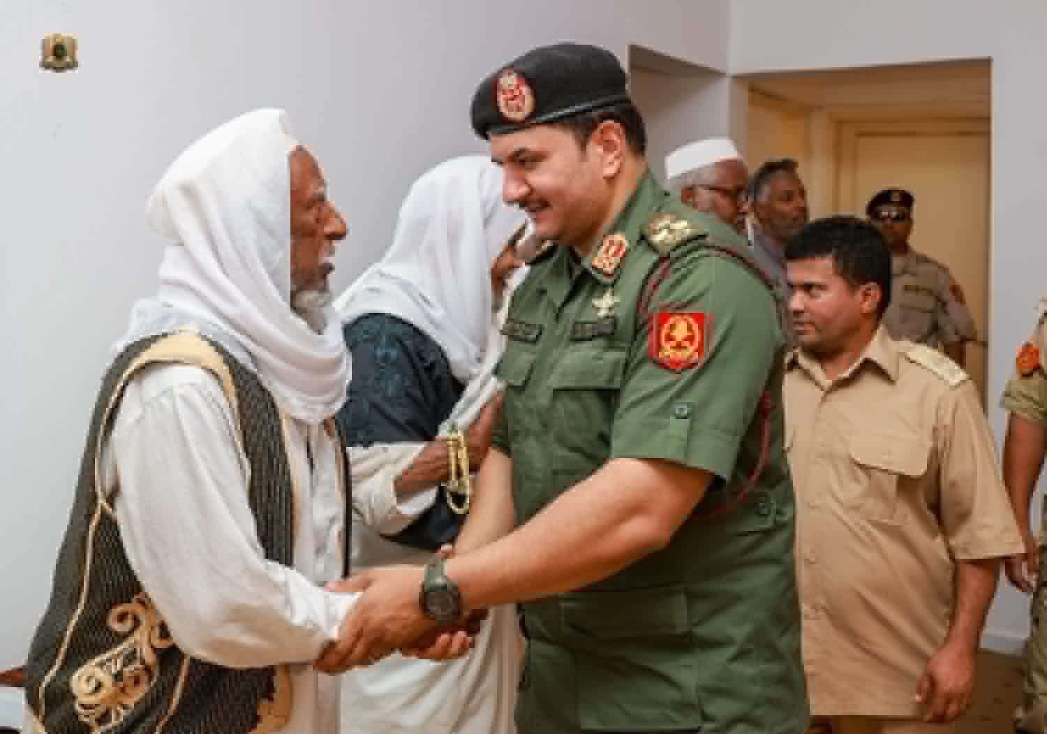 نائب القائد العام للقوات المسلحة  الفريق أول ركن صدام حفتر يؤكد أولوية تنمية الجنوب واستكمال مشاريع الإعمار