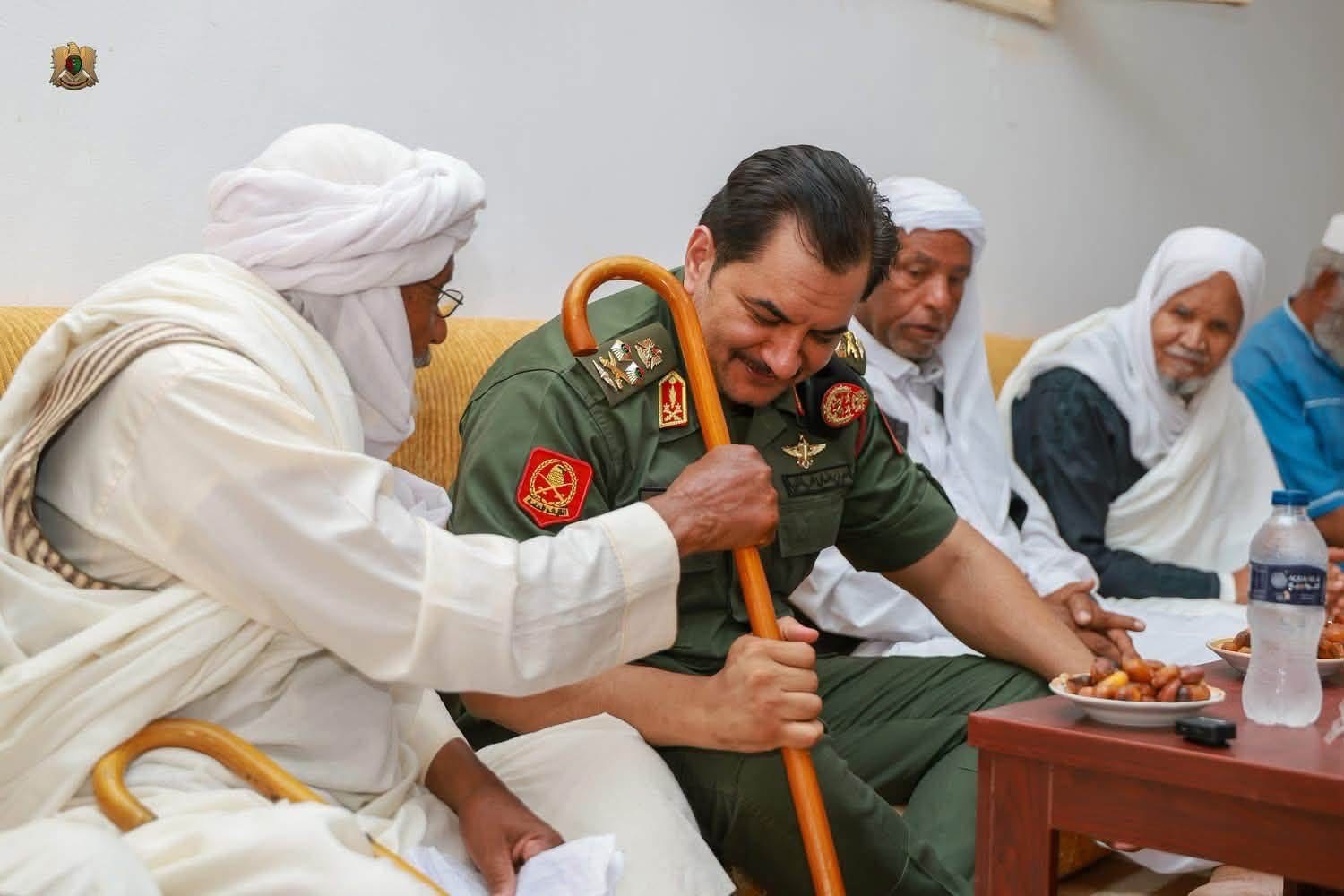 نائب القائد العام للقوات المسلحة  الفريق أول ركن صدام حفتر يؤكد أولوية تنمية الجنوب واستكمال مشاريع الإعمار