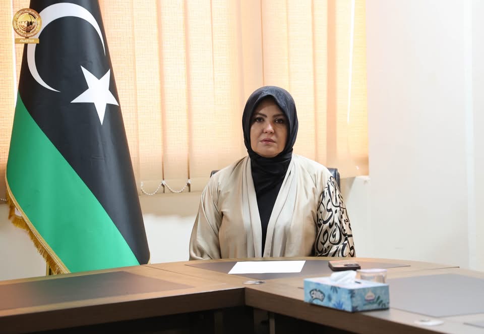 لجنة الزراعه البرلمانية تبحث مع خبراء الزراعة والثروة الحيوانية حماية الأراضي ودعم المزارعين