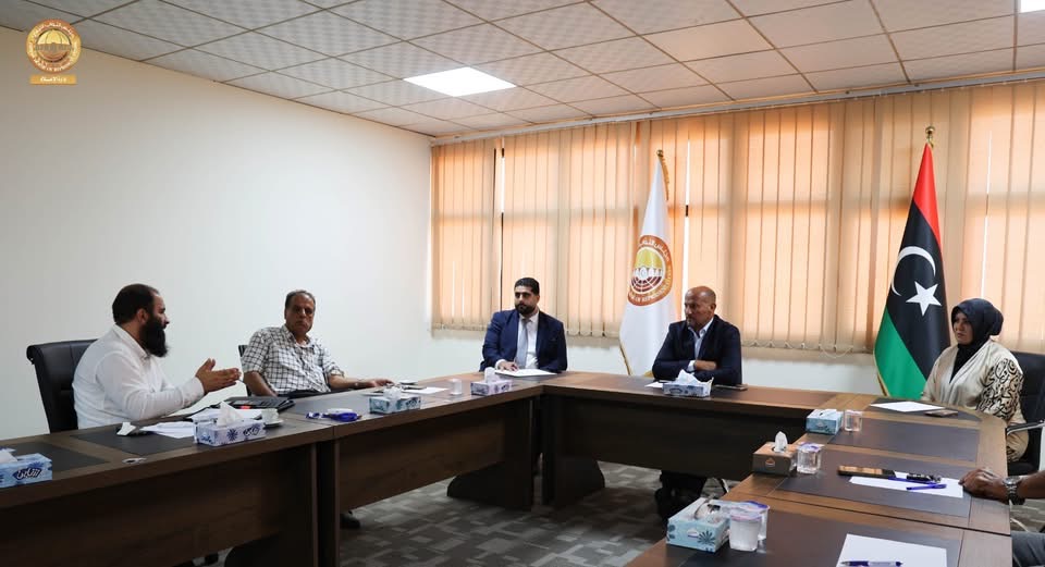 لجنة الزراعه البرلمانية تبحث مع خبراء الزراعة والثروة الحيوانية حماية الأراضي ودعم المزارعين