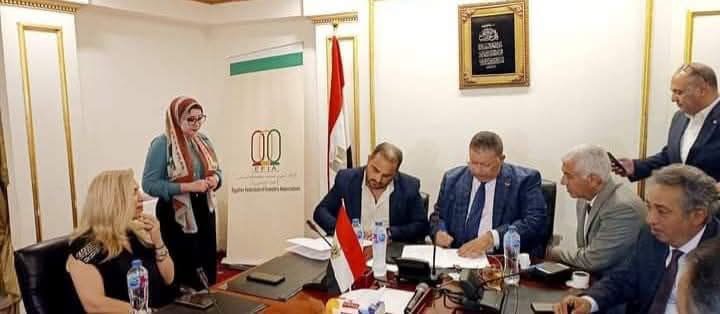 ليبيا ومصر تُفعّلان اتفاقية صُنع في مصر 2027 لتعزيز الشراكة والاستثمار الصناعي