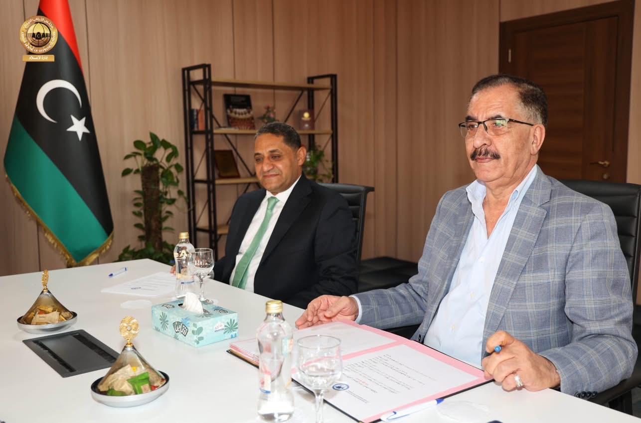 رئيس ديوان مجلس النواب يبحث مع الأمين العام للمجلس البرلماني الآسيوي الإفريقي ترتيبات اجتماع بنغازي