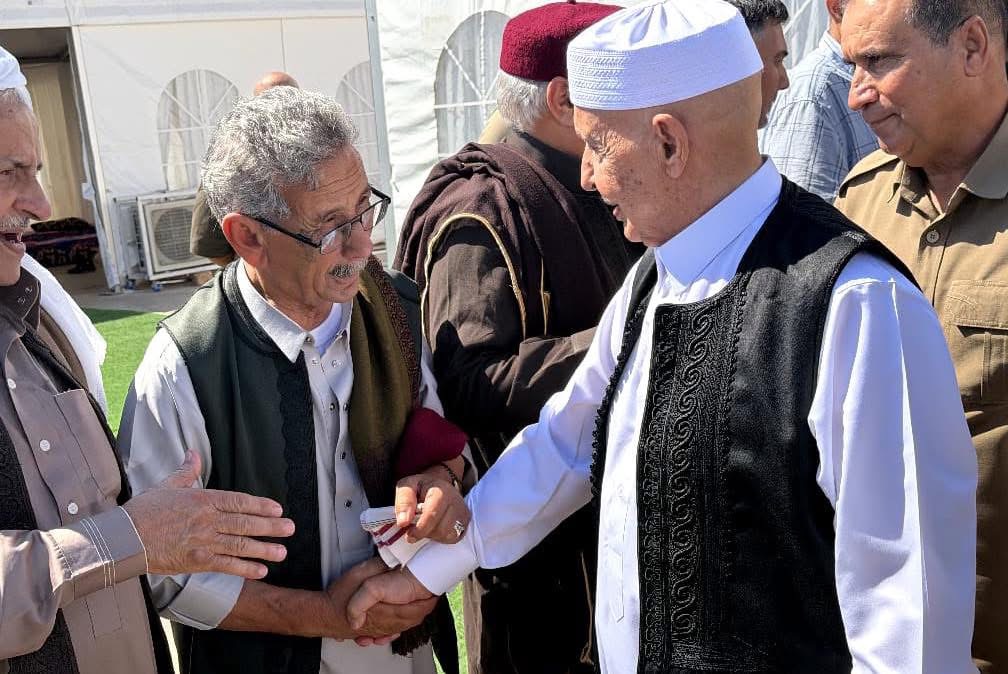 المستشار عقيلة صالح يقدم واجب العزاء في الشهيد اللواء فوزي المنصوري
