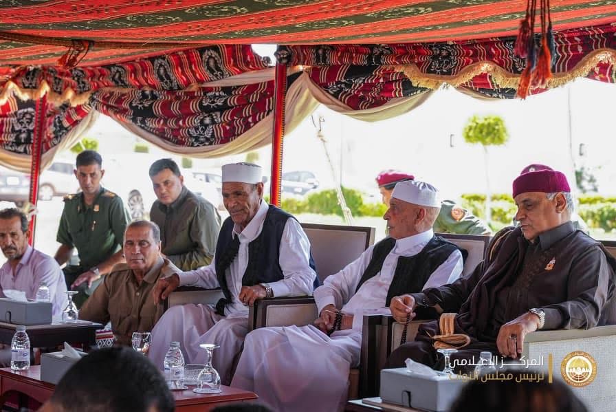 المستشار عقيلة صالح يقدم واجب العزاء في الشهيد اللواء فوزي المنصوري