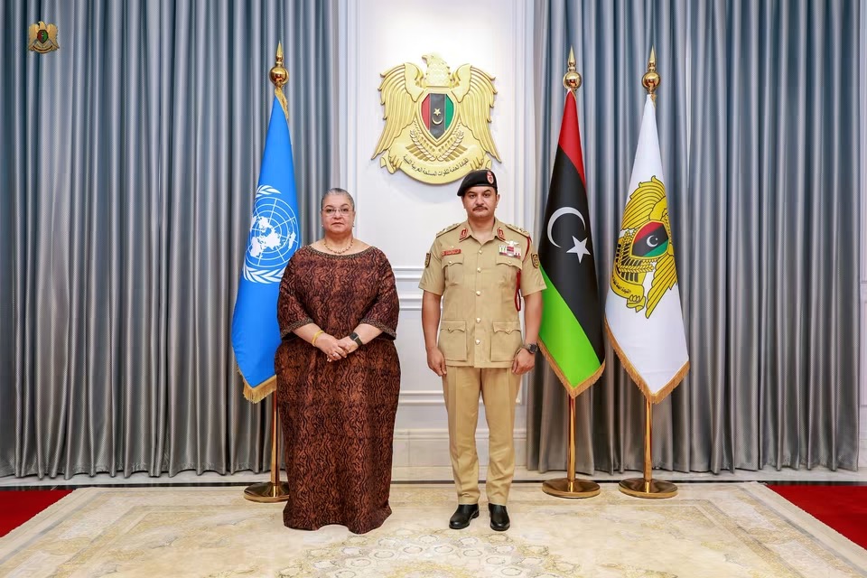 القائد العام المكلف الفريق اول ركن صدام حفتر يبحث مع البعثة الأممية مستجدات اتفاق (4+4) وتوحيد المؤسسات