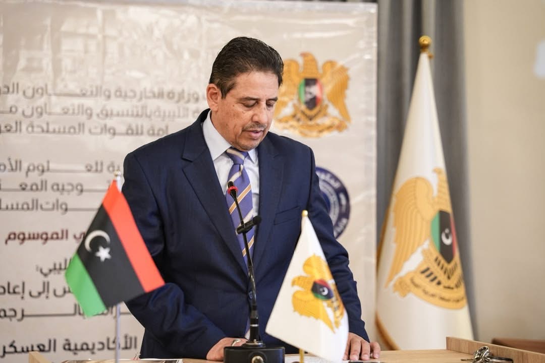 رئيسا لجنتي الشؤون الخارجية والدفاع بمجلس النواب يشاركان في افتتاح صالون سياسي حول مراحل تأسيس الجيش الليبي
