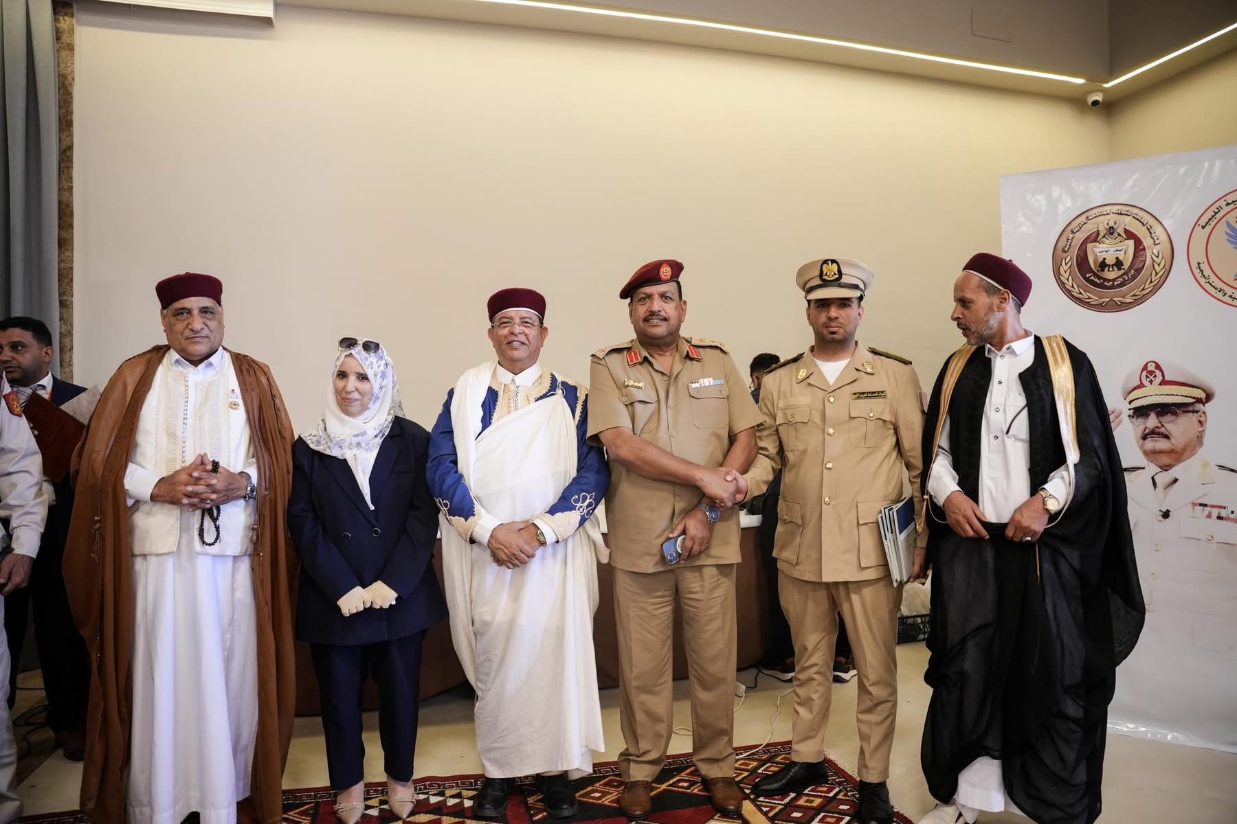 رئيسا لجنتي الشؤون الخارجية والدفاع بمجلس النواب يشاركان في افتتاح صالون سياسي حول مراحل تأسيس الجيش الليبي