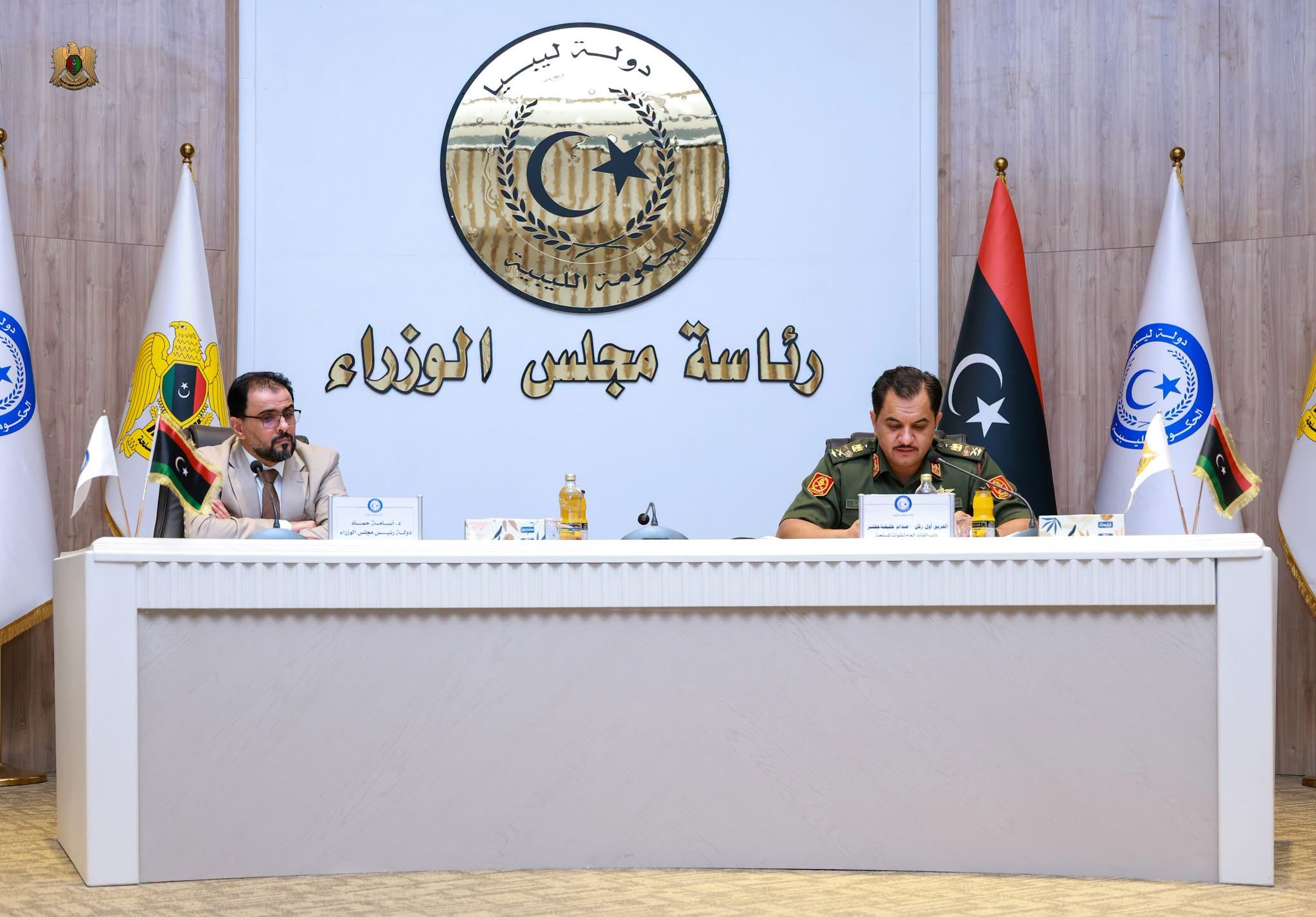 نائب القائد العام للقوات المسلحة الفريق أول ركن صدام حفتر يبحث إجراءات عاجلة لمواجهة الأزمات الخدمية والاقتصادية