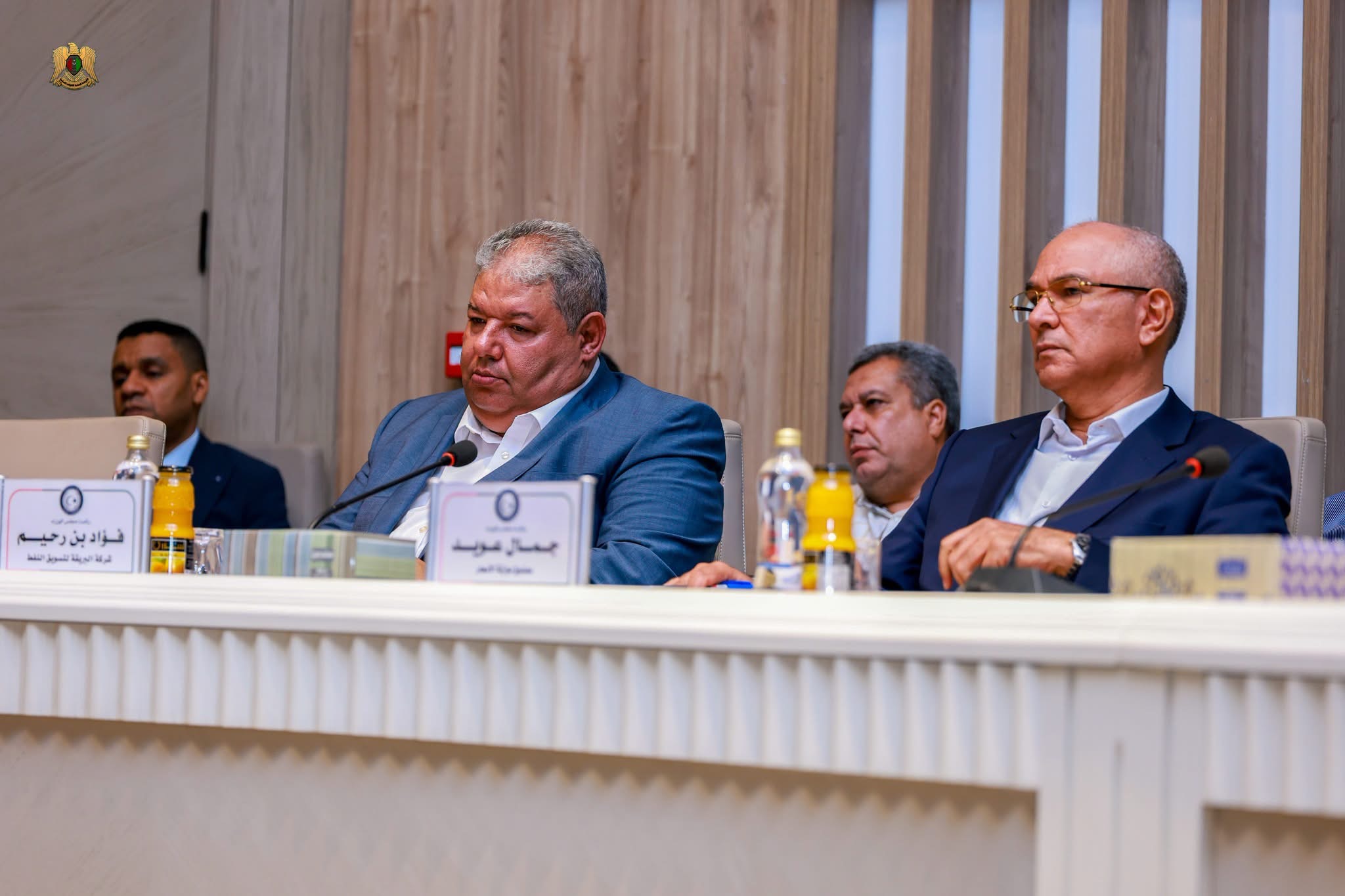 نائب القائد العام للقوات المسلحة الفريق أول ركن صدام حفتر يبحث إجراءات عاجلة لمواجهة الأزمات الخدمية والاقتصادية