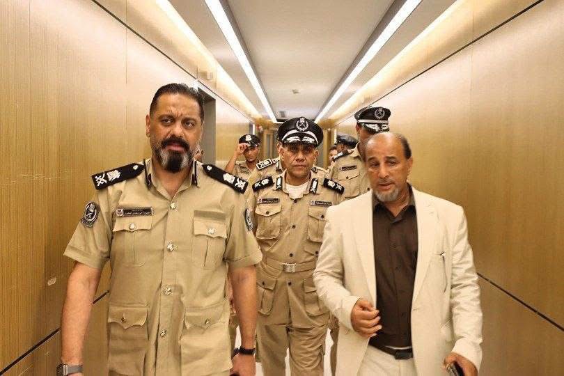 مدير أمن بنغازي الكبرى يتابع الحالة الصحية للنقيب عمر الفاخري