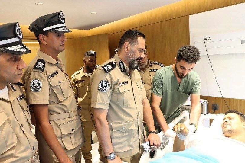 مدير أمن بنغازي الكبرى يتابع الحالة الصحية للنقيب عمر الفاخري