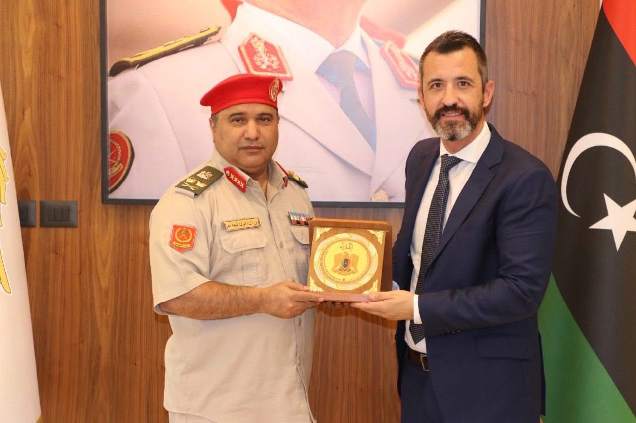 الأمين العام للقيادة العامة يستقبل الملحق العسكري الإسباني لدى ليبيا