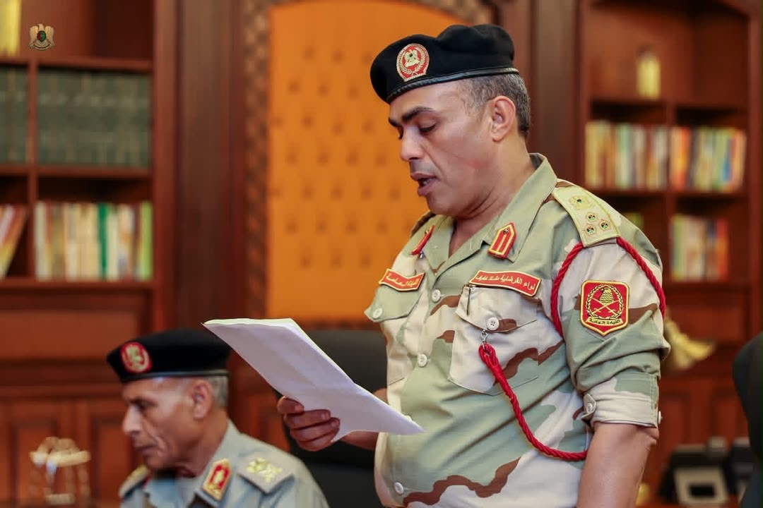 نائب القائد العام للقوات المسلحة الفريق أول ركن صدام حفتر يتابع جاهزية لواء القرضابية ومهامه العسكرية