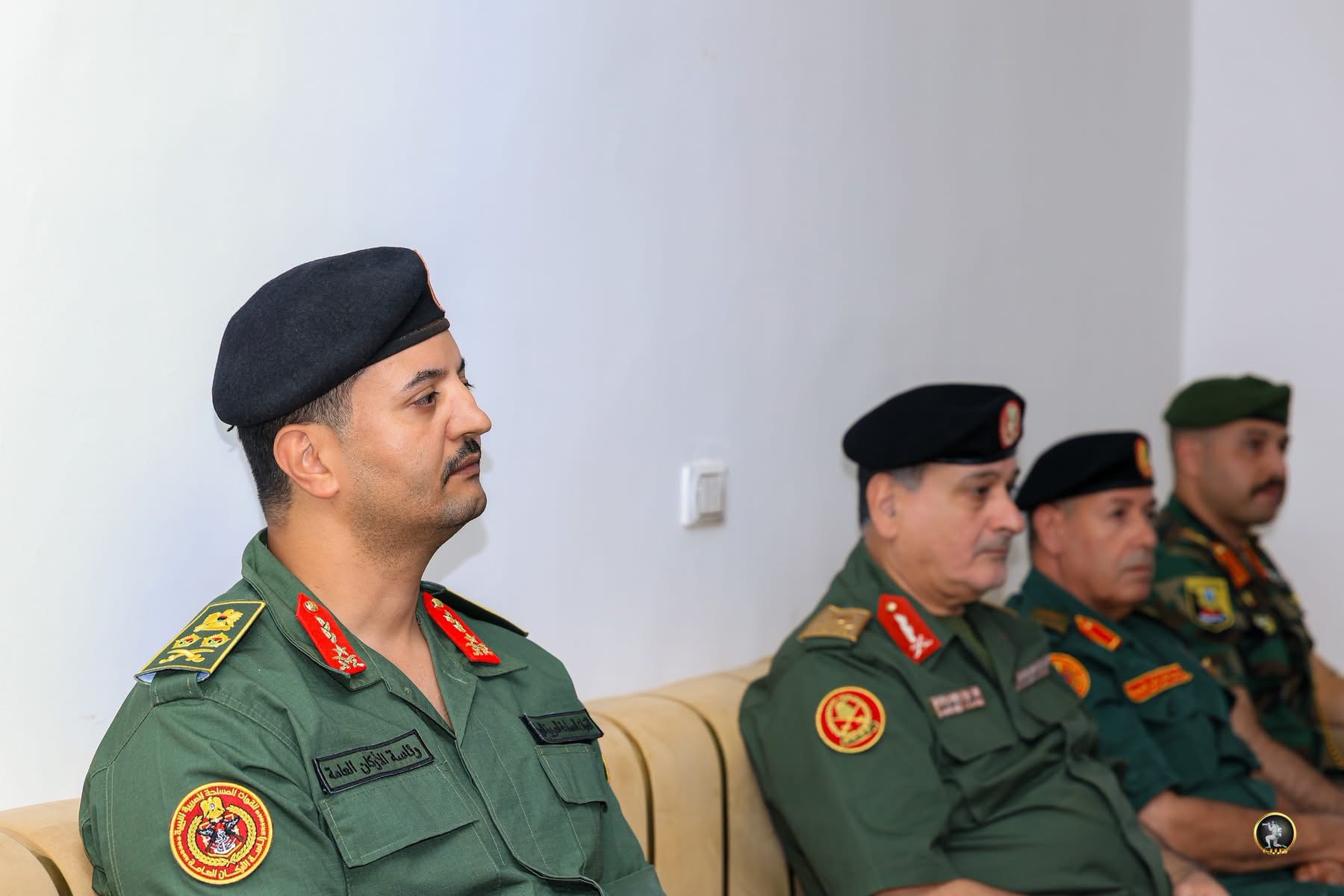 رئيس الأركان العامة للقوات المسلحة الفريق أول ركن خالد حفتر يتفقد المناطق الحدودية الجنوبية