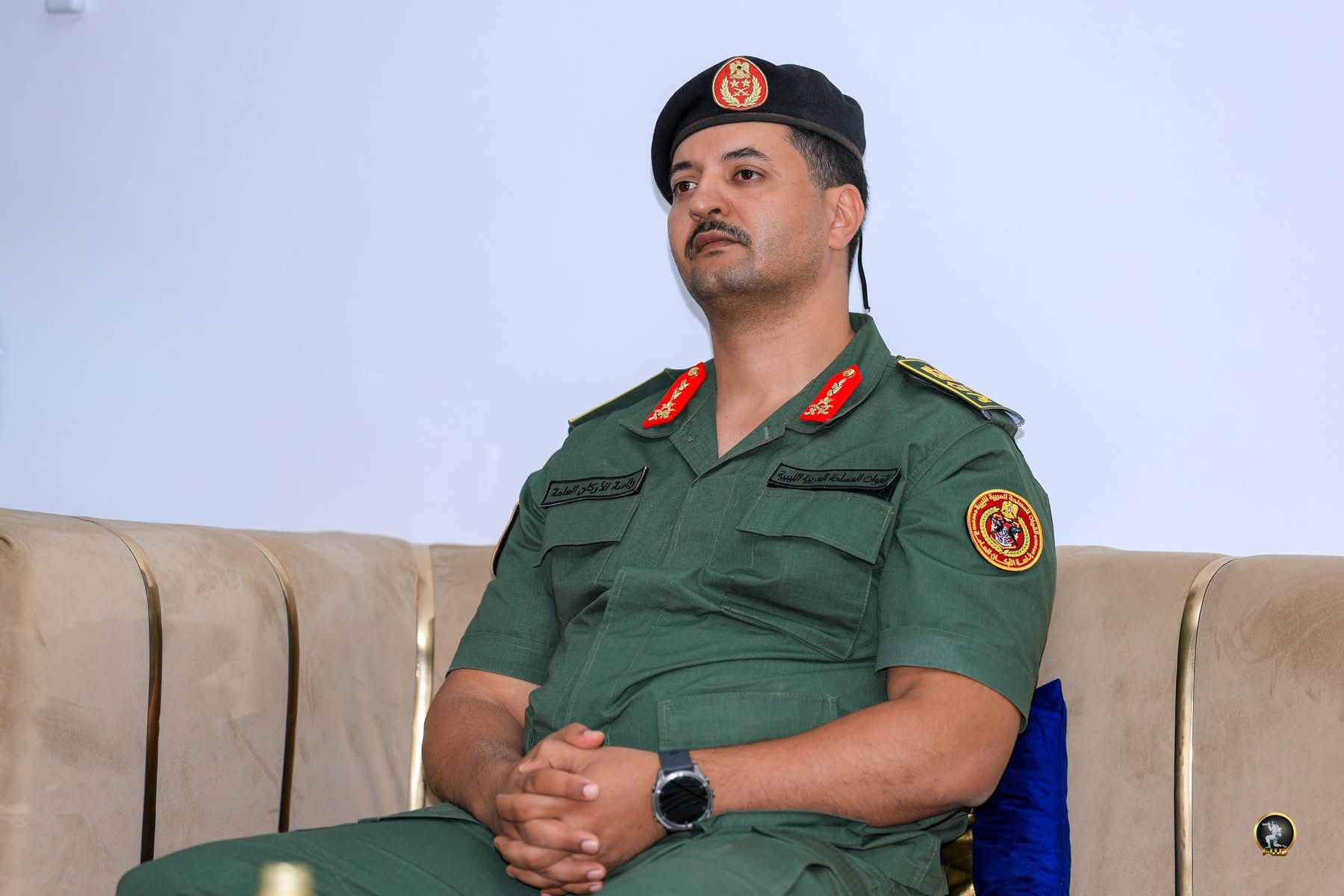رئيس الأركان العامة للقوات المسلحة الفريق أول ركن خالد حفتر يتفقد المناطق الحدودية الجنوبية