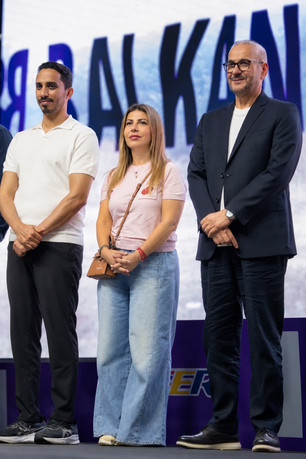 أوانا ماريا بوبيسكو بطلة المحطة الخامسة لسلسلة سباقات قرية الإمارات العالمية للقدرة في رومانيا