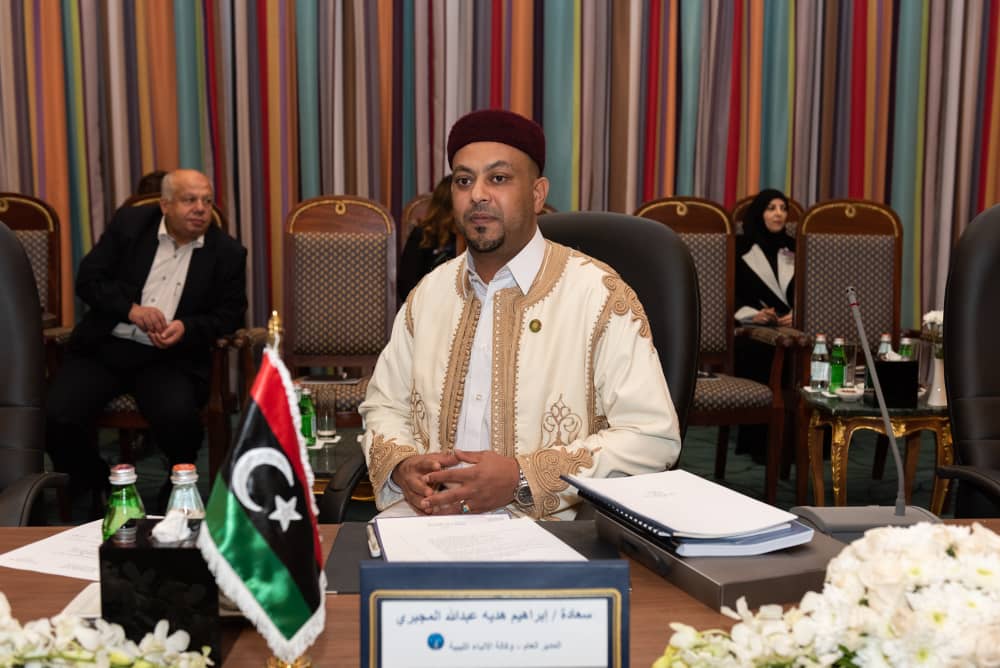 المجبري يعتذر عن الاستمرار لعدم توفر التمويل