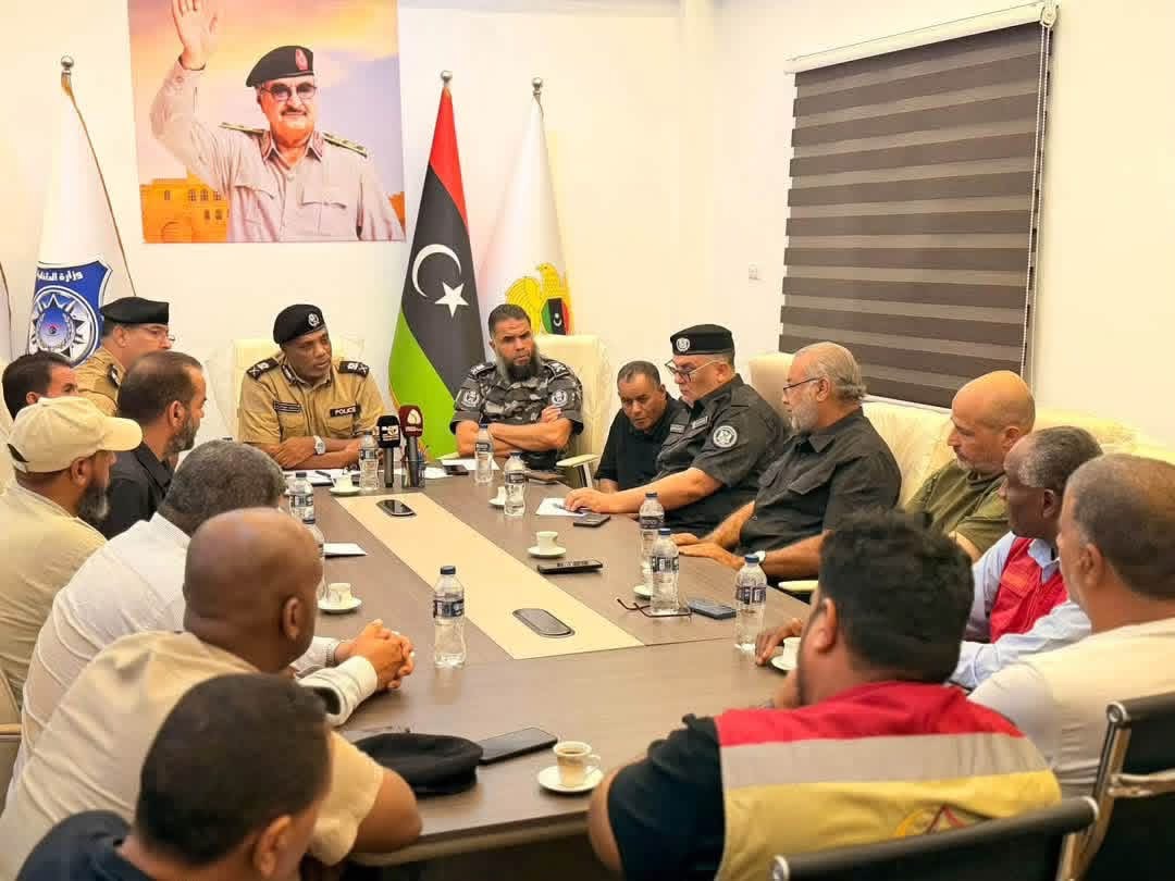 اجتماع أمني موسع لمواجهة التقلبات الجوية المرتقبة بالمنطقة الجنوبية