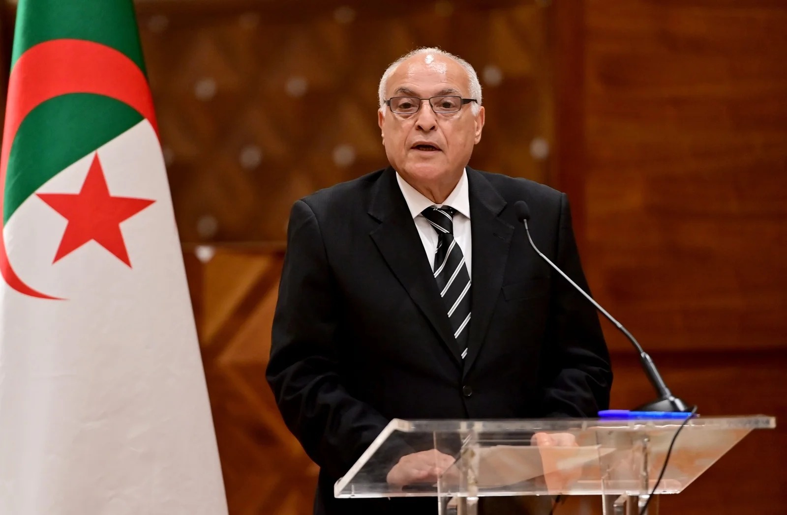 عطاف: الجزائر تدعم حلا ليبيا - ليبيا بعيداً عن التدخلات الخارجية
