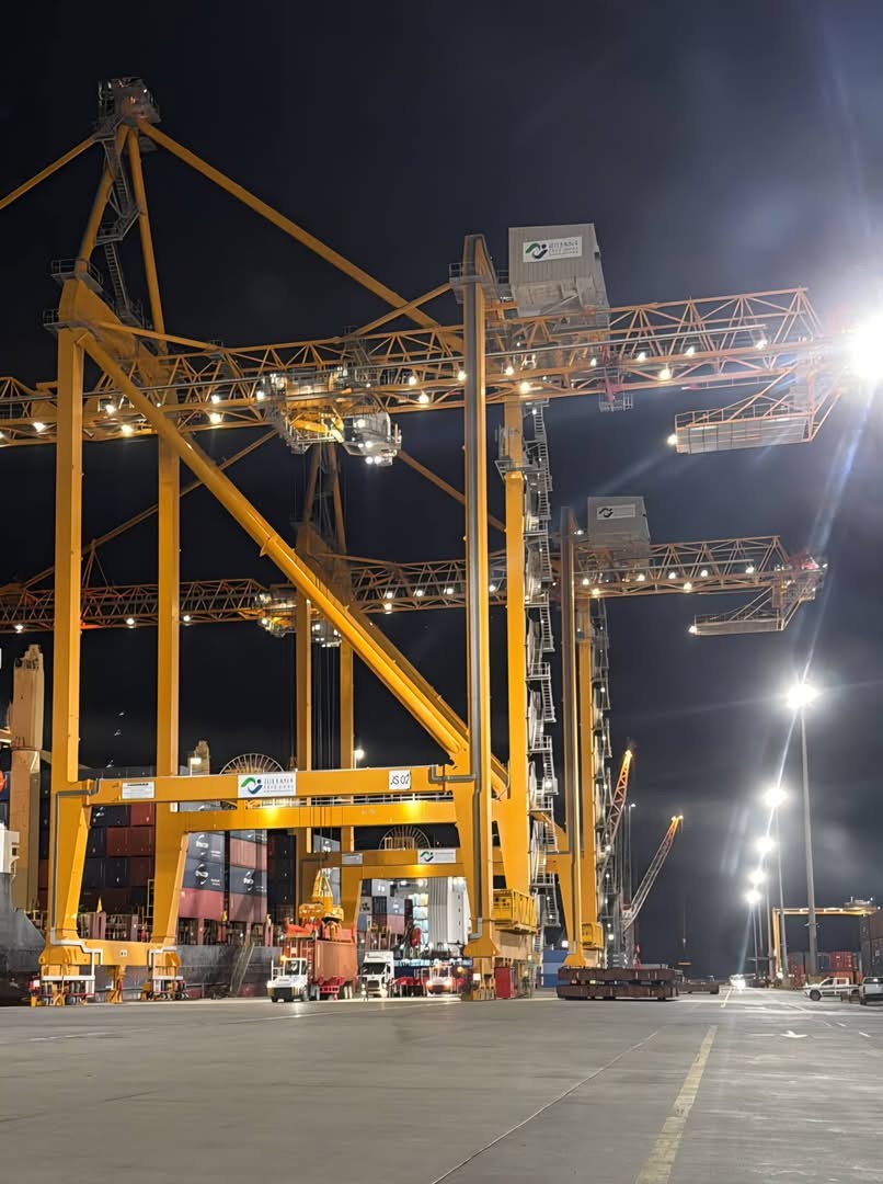 شحن 3 سفن تجارية لصالح «CMA CGM» من المنطقة الحرة بجليانة