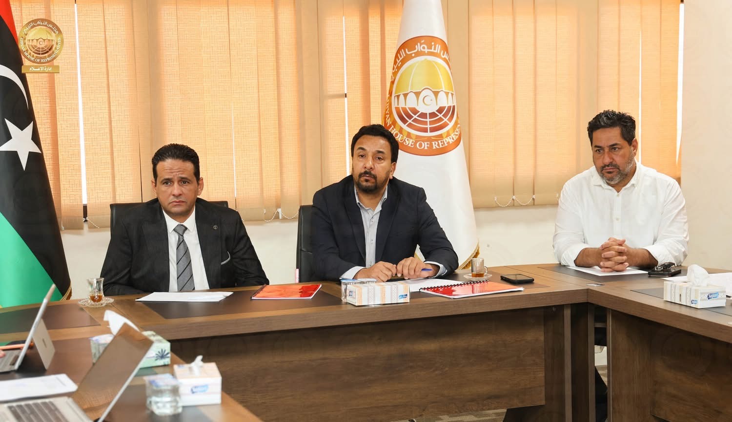 حسن الزرقاء يناقش تقييم المصحات المتعاقدة مع صندوق التأمين الصحي بمجلس النواب