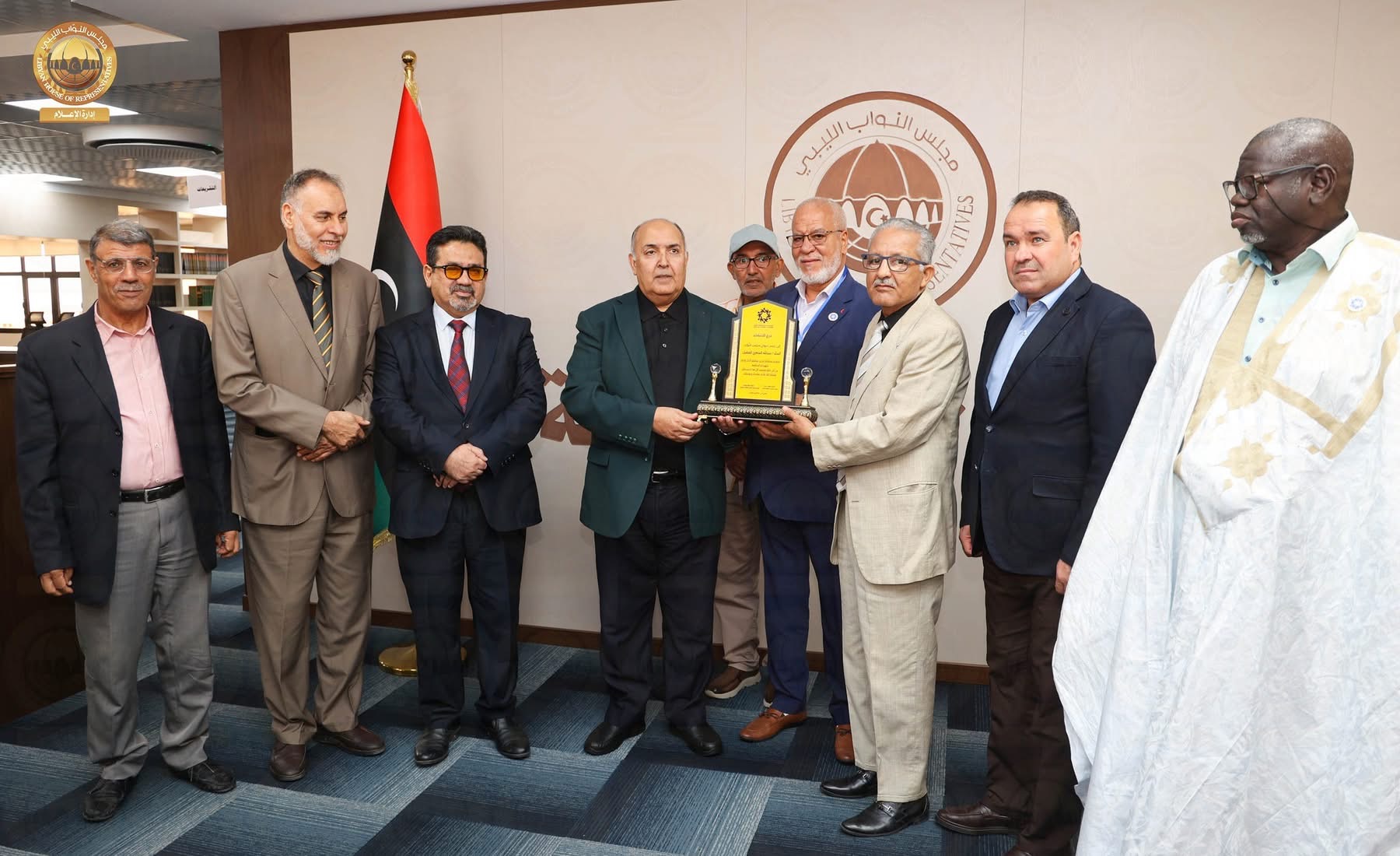 الاتحاد العام للأدباء والكتاب العرب يكرّم رئيس ديوان مجلس النواب عبدالله المصري الفضيل