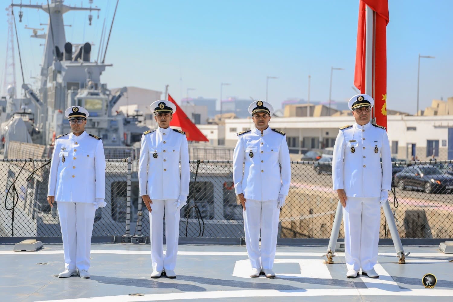 رئيس الأركان العامة للقوات المسلحة الفريق أول ركن خالد حفتر يزور المدرسة الملكية للقوات البحرية
