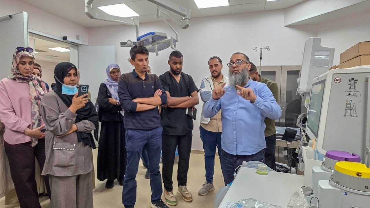 مستشفى الجلاء ببنغازي يرفع كفاءة أطقم التخدير والإنعاش بورشة عمل تدريبية