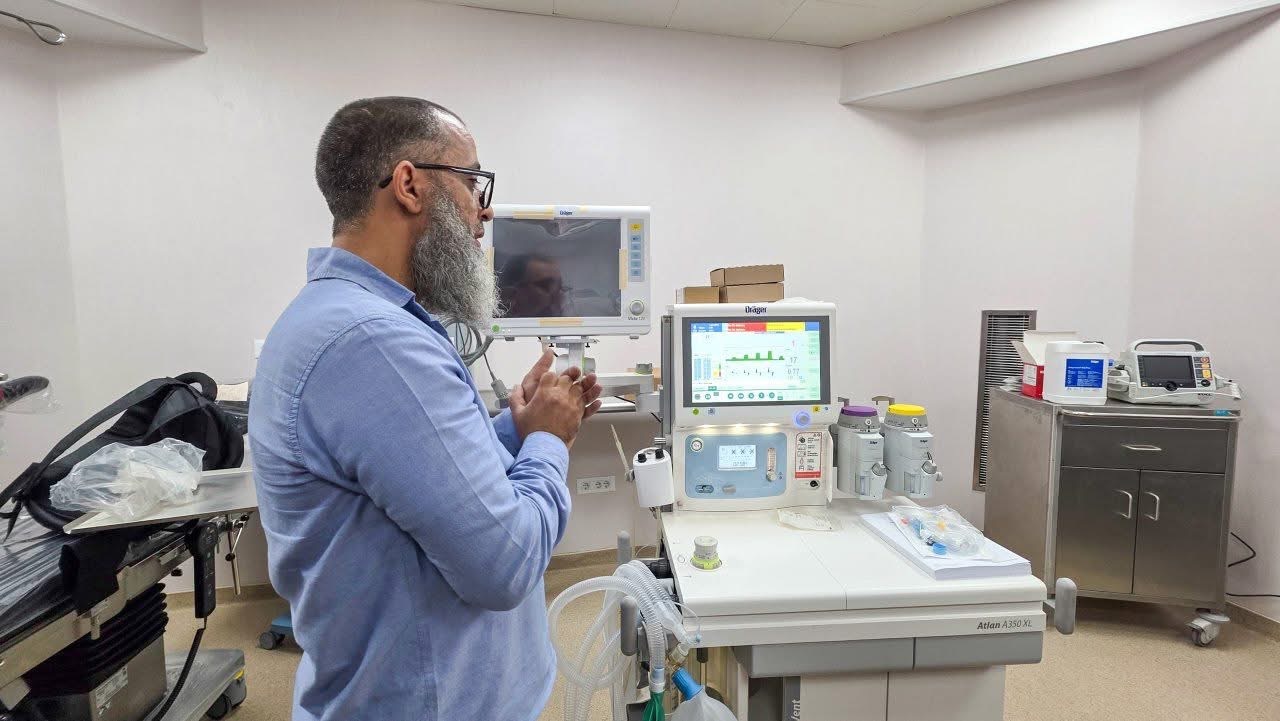مستشفى الجلاء ببنغازي يرفع كفاءة أطقم التخدير والإنعاش بورشة عمل تدريبية