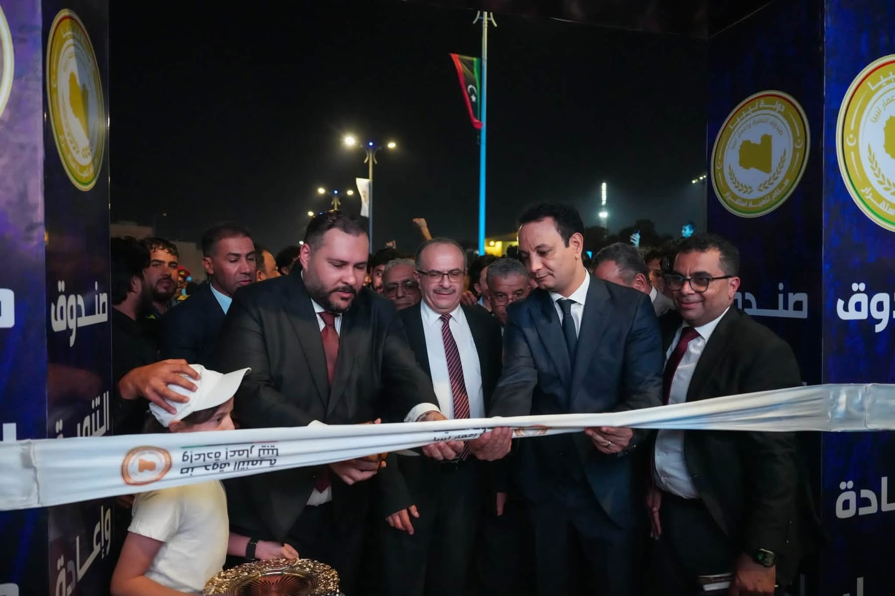 المهندس بالقاسم حفتر يفتتح جسري الكرامة والمشير بمدينة طبرق لتعزيز البنية التحتية وتحسين الحركة المرورية