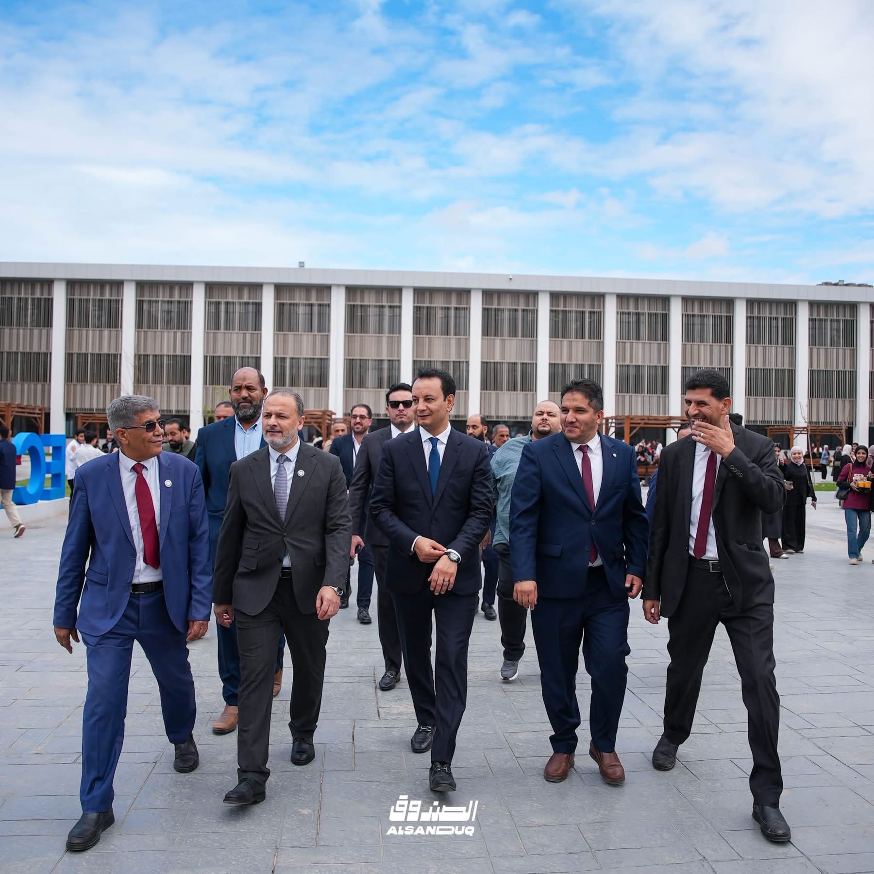 المهندس بالقاسم حفتر يشهد انطلاق الدراسة بجامعة بنغازي عقب تأهيل مرافقها