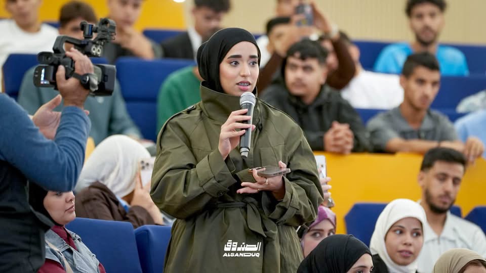 المهندس بالقاسم حفتر يشهد انطلاق الدراسة بجامعة بنغازي عقب تأهيل مرافقها