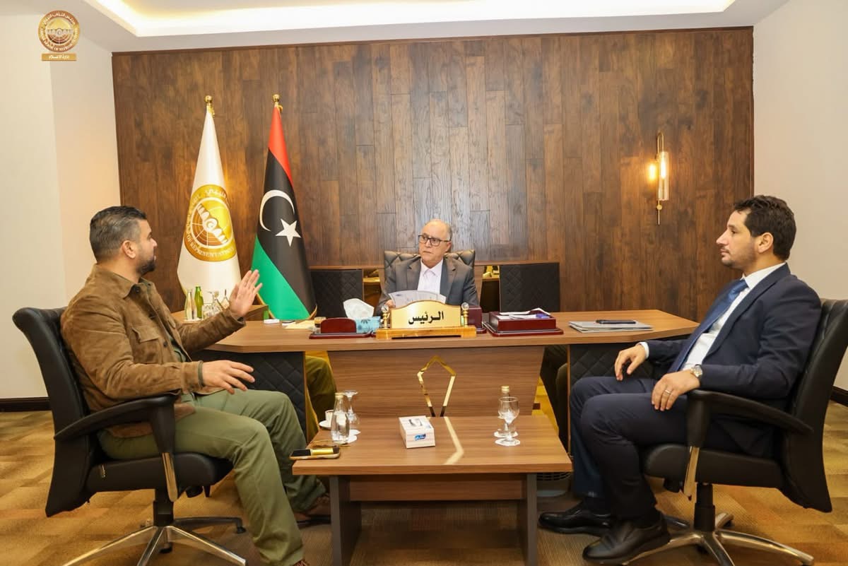 رئيس مجلس النواب يبحث مع وكيل وزارة الداخلية أسباب أزمة الوقود وسبل معالجتها