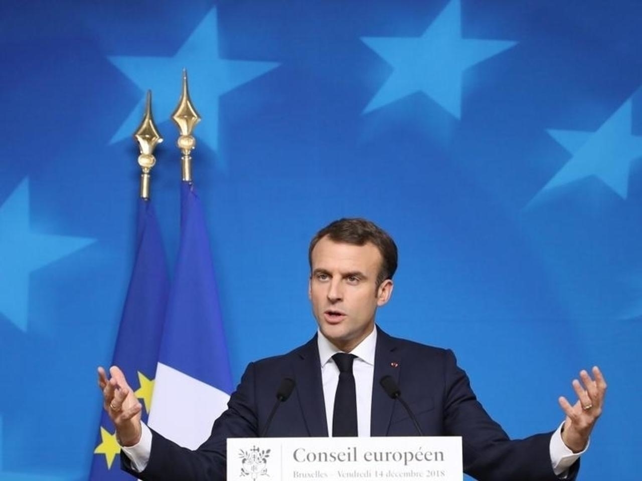 macron-european-flag_0_0